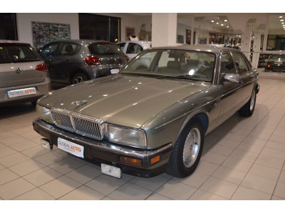 Jaguar Daimler XJ40 4.0 Cat Automatic